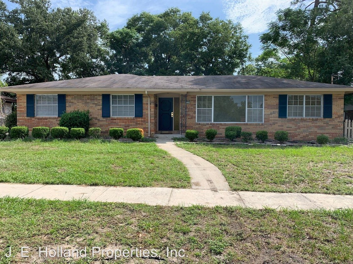 Primary Photo - 3 br, 2 bath House - 1737 Townsend Blvd.