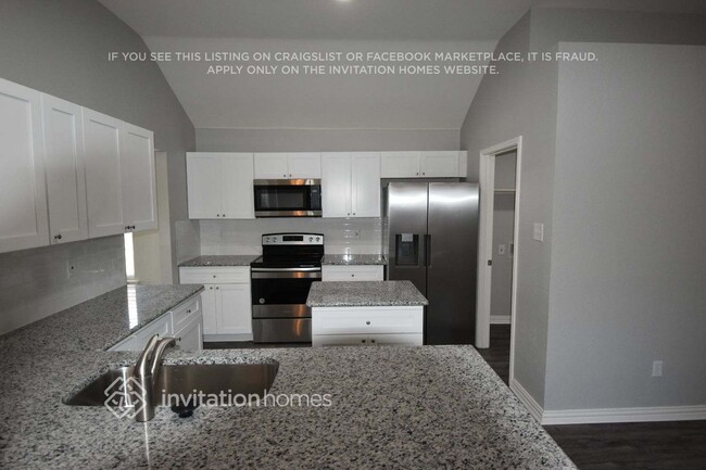 Foto del edificio - 1249 Old Oak Dr