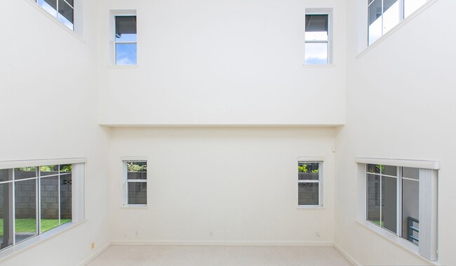 Building Photo - Mililani Mauka - 4bdrm/3bath with attached...