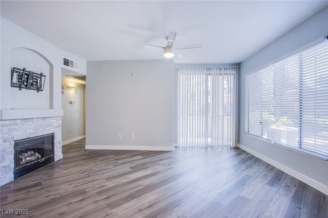 Building Photo - 7185 S Durango Dr