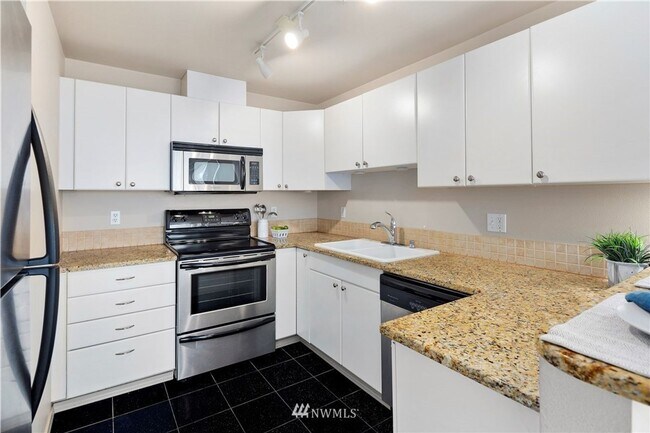 Foto del edificio - Classic 1bedroom Condo with Elegant Amenit...