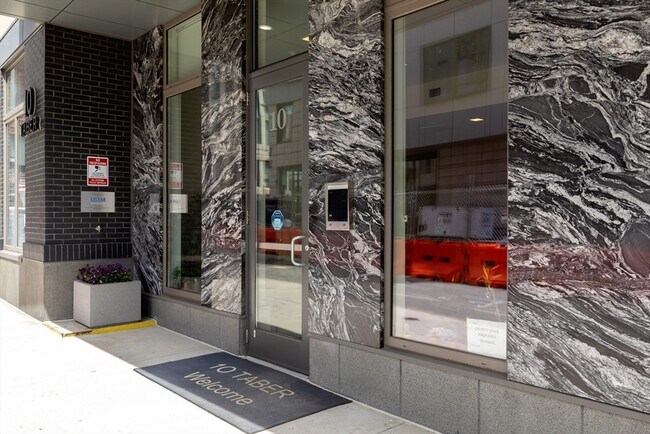 Foto del edificio - 10 Taber St