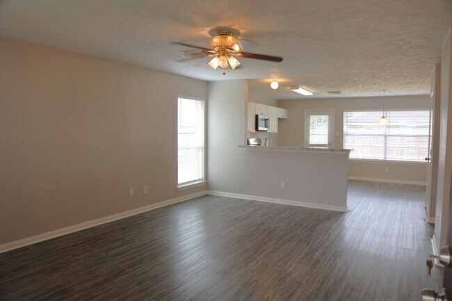 Photo - 16210 Rosenridge Dr House