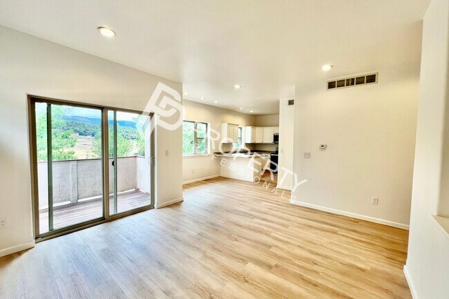 Foto del edificio - 94 Castle Ridge Dr