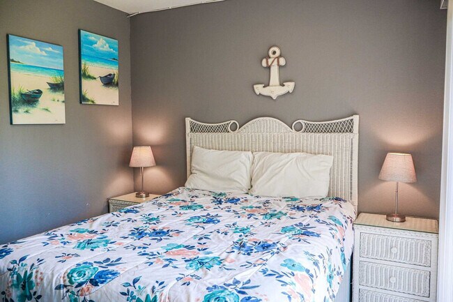 Foto del edificio - 200 W Kingfish St