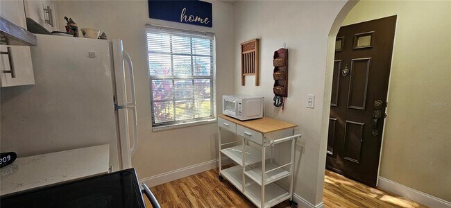 Foto del edificio - 3121 Mission Grove Dr