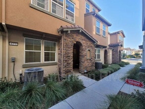 Building Photo - 4371 Garonne Walk