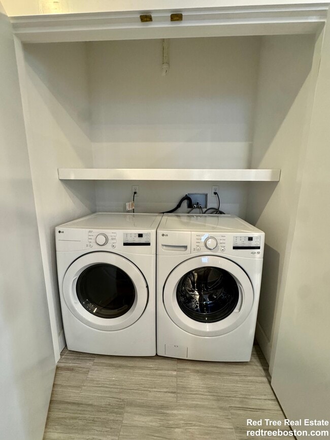 Building Photo - 69 Turner St