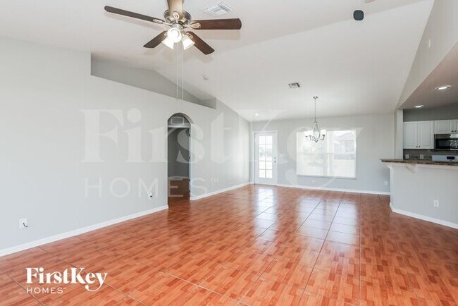 Foto del edificio - 517 NE 15th Terrace