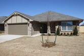 Primary Photo - 6701 NW 158th St