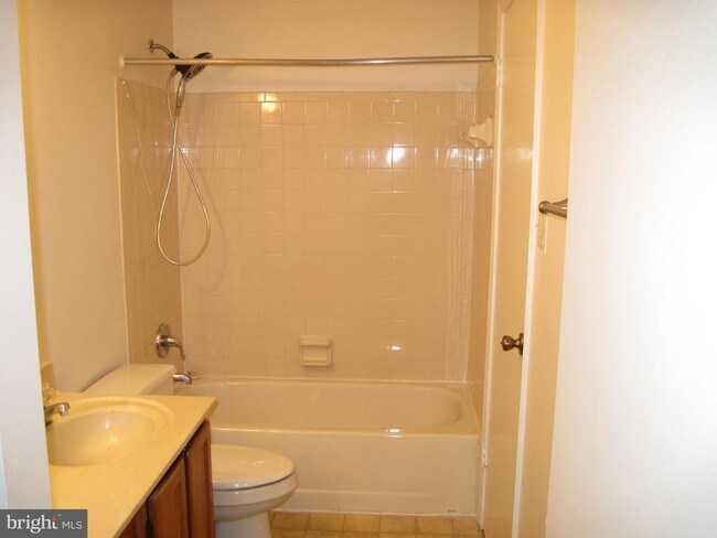 Building Photo - 6312 Wimbledon Ct