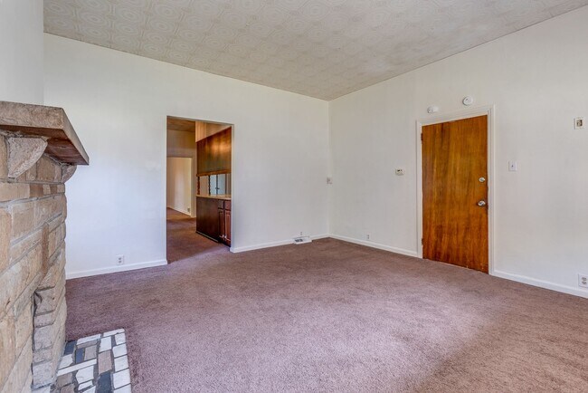 Building Photo - 316 Belonda St