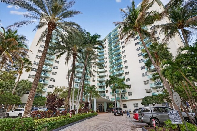 Building Photo - 3801 S Ocean Dr