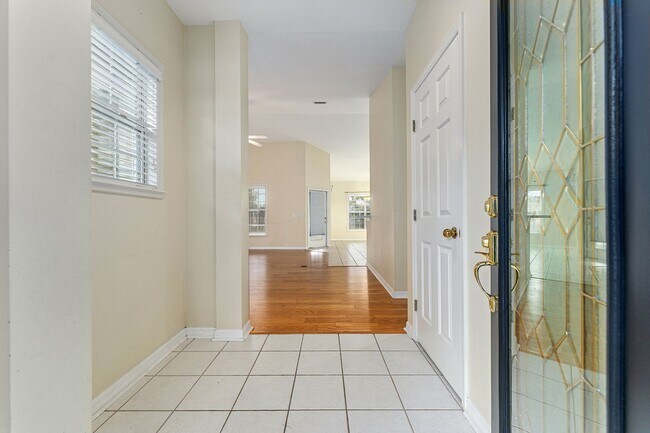 Foto del edificio - Mentone in SW Gainesville