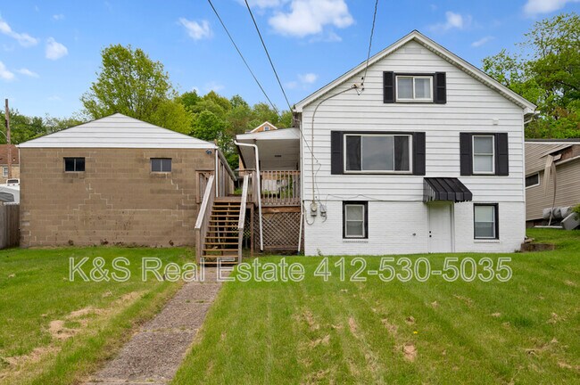 Building Photo - 1700 Beaver Rd