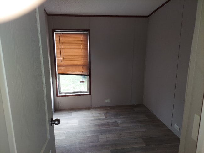 Building Photo - 802 Carolina Dr