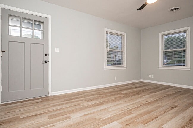 Building Photo - Please View 3D Virtual Walk-Through Before...