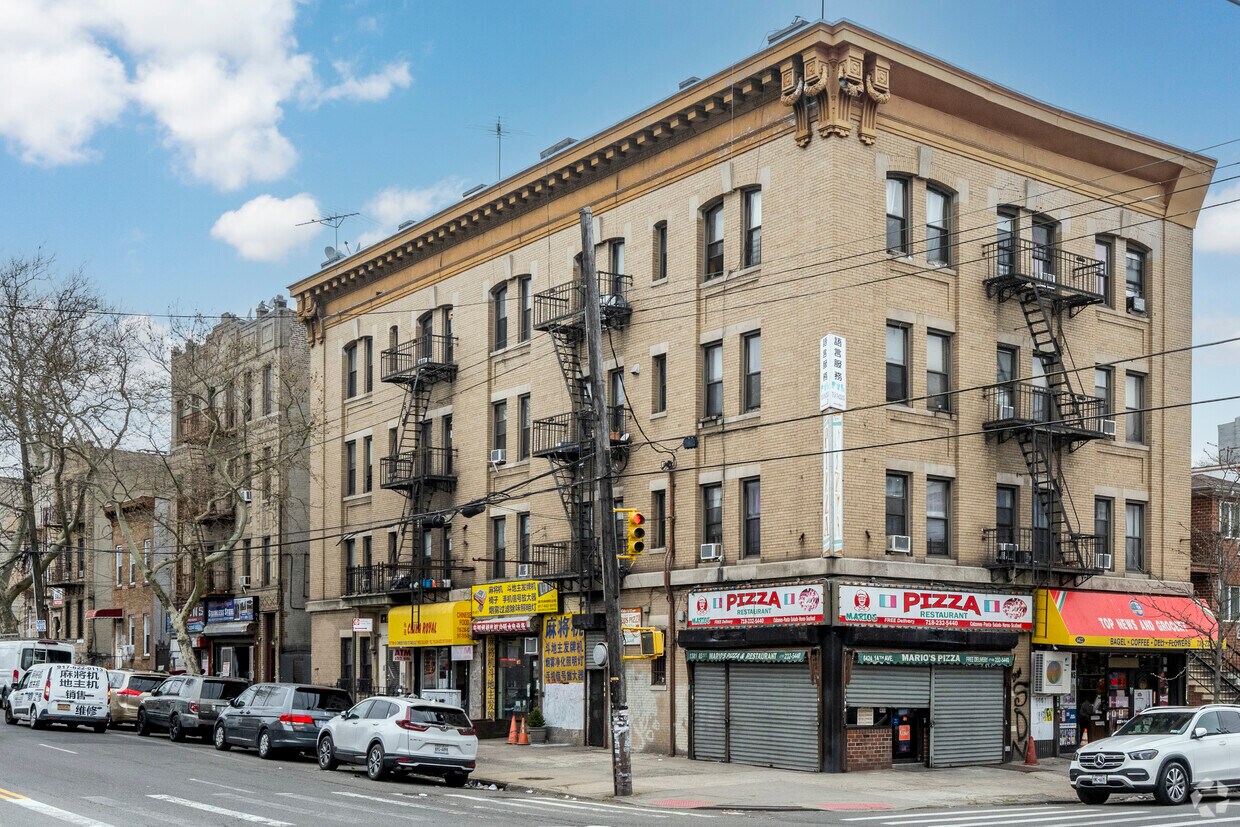 Primary Photo - 1375 65th St