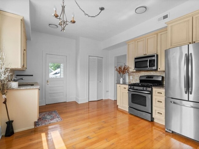 Photo - 58 Oliver St Townhome