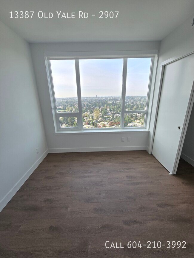 Photo du bâtiment - Brand New Condo!