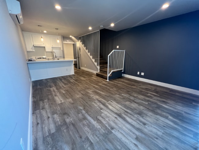 Building Photo - 4014 Emerald St