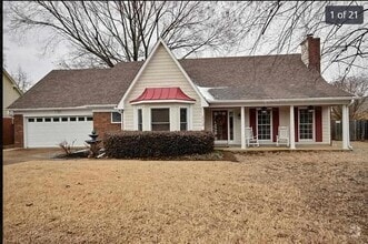Building Photo - 773 Bradley Cove