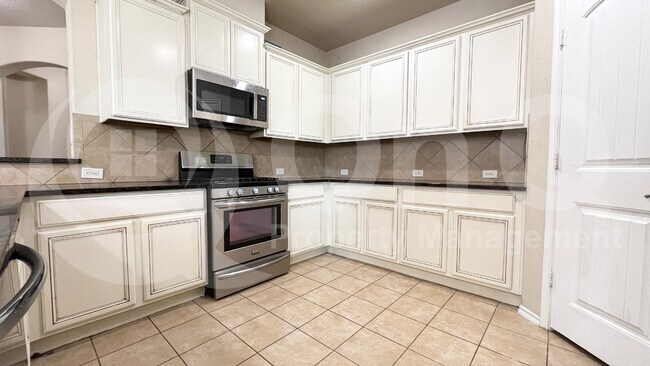 Foto del edificio - 401 Black Bass Rd