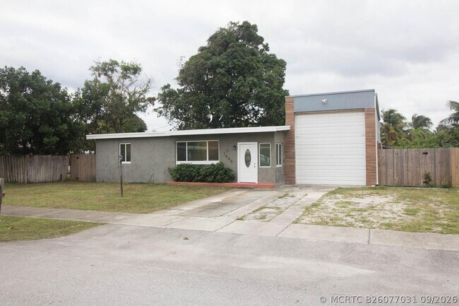 Foto del edificio - 1650 NE 44th St