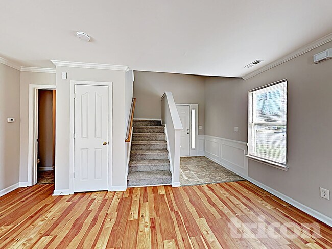 Foto del edificio - 1111 Rolette Ct