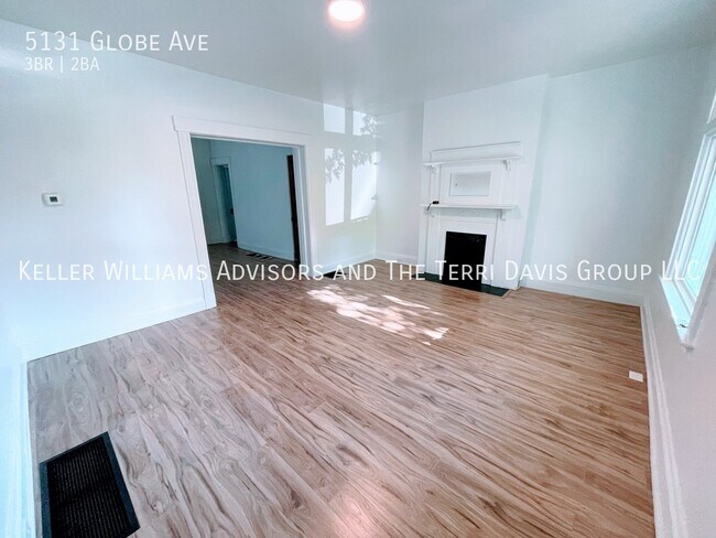 Foto del edificio - 5131 Globe Ave