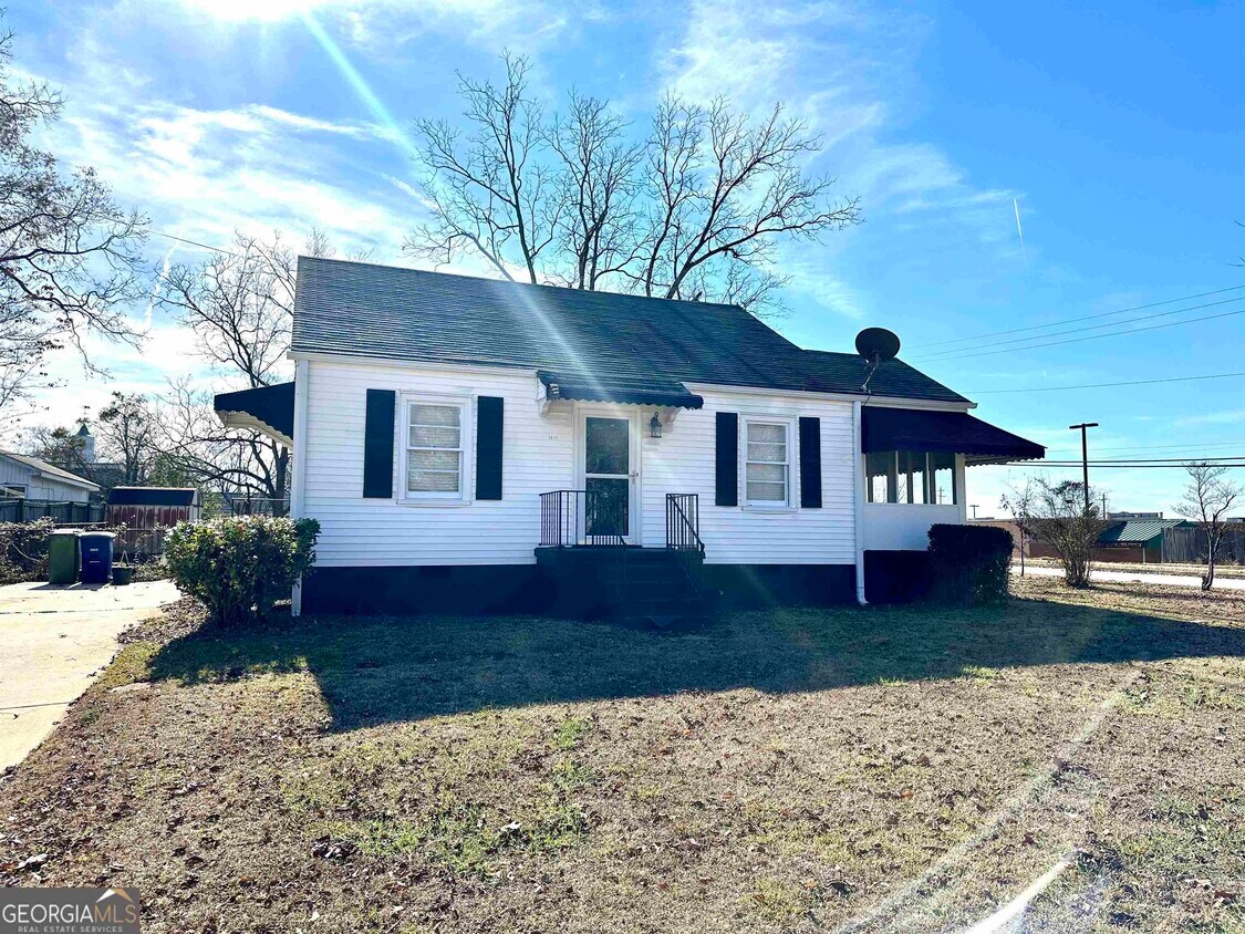 1472 Beatty St, Griffin, GA 30223 House Rental in Griffin, GA