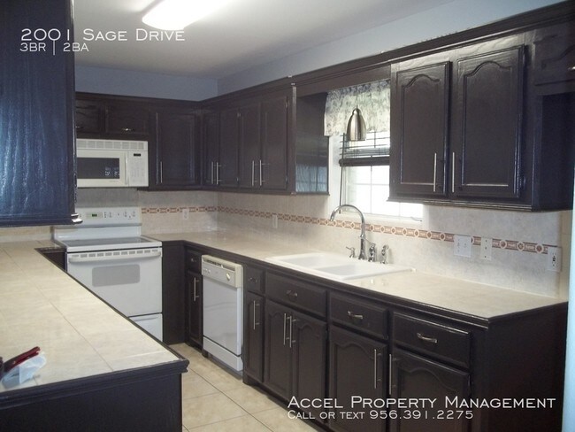 Foto del edificio - Renovated Home!