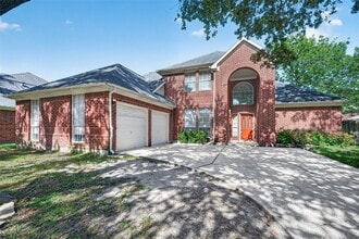 Building Photo - 2411 Charter Oaks Ct