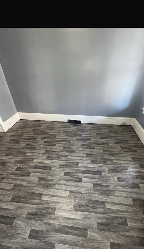 Foto del edificio - 144 S Mulberry St