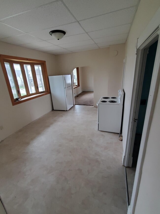 619 Alfred St, Plymouth, WI 53073 House Rental in Plymouth, WI