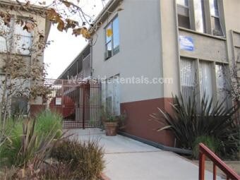 Primary Photo - 940 Venice Blvd
