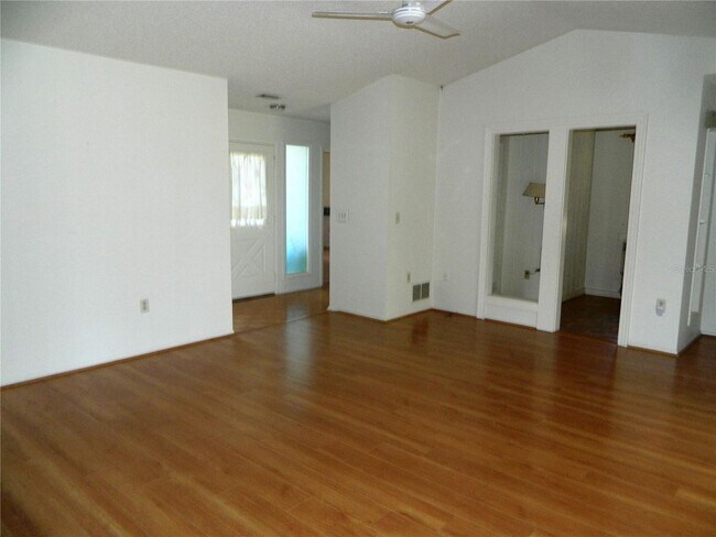 Foto del edificio - Home on the golf course