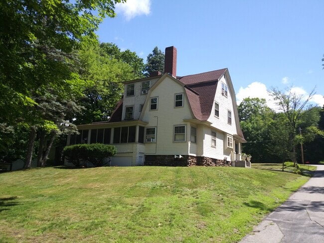 18 Auburn St