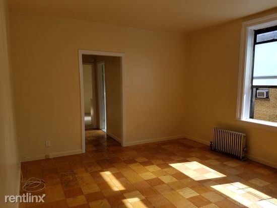 Primary Photo - 708 W 177th St