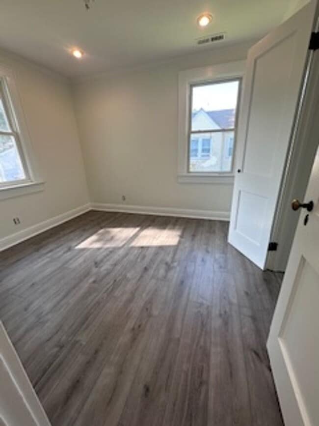 Building Photo - 2730 Vimy Ridge Ave