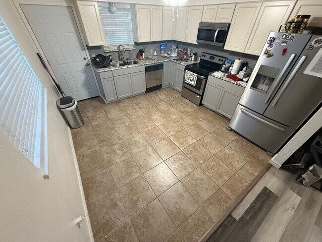 Foto del edificio - 1617 NW 47th St