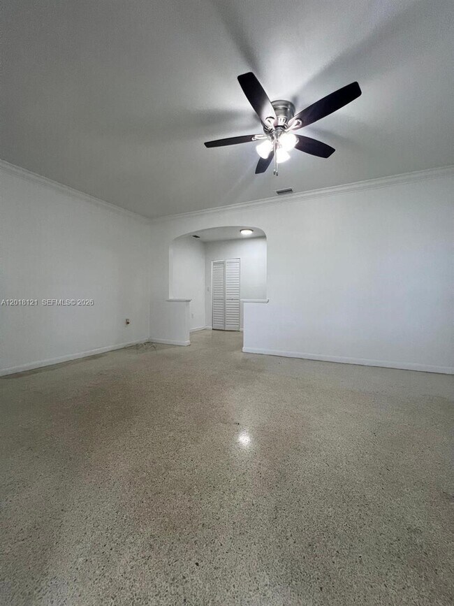 Foto del edificio - 301 NW 35th Ave