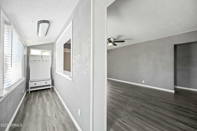 Foto del edificio - 2601 N 51st St