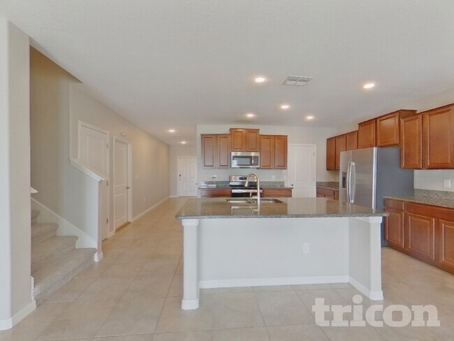 Building Photo - 10411 Fairy Moss Ln