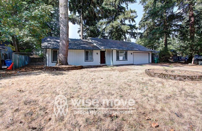 Foto del edificio - Newly Renovated 3 bedroom with HUGE yard
