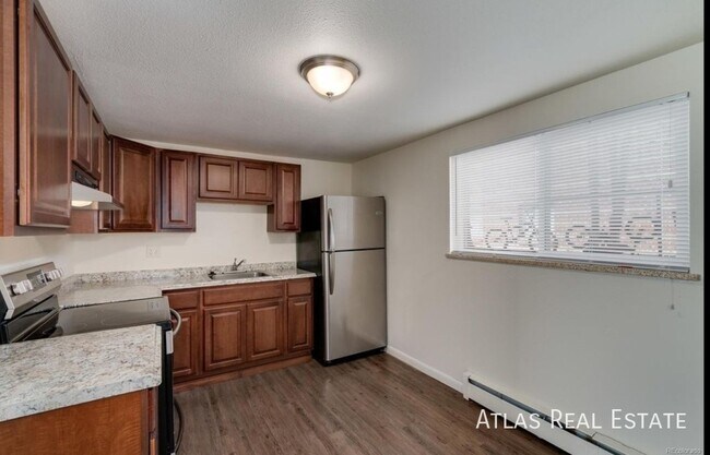 Foto del edificio - 3730 Owens St