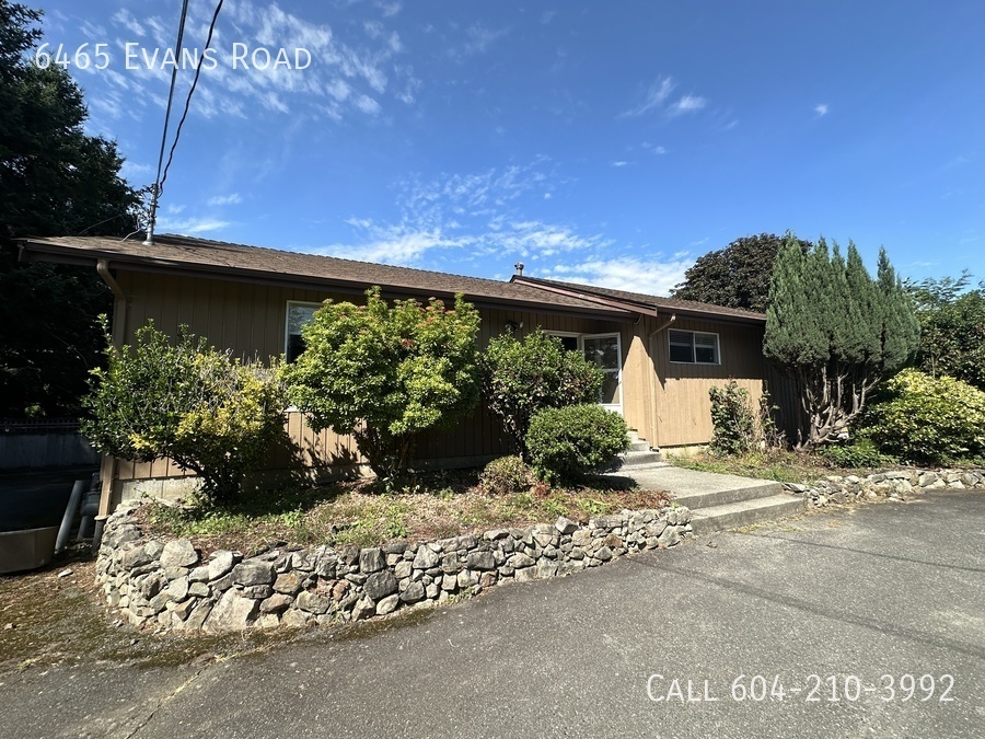 Primary Photo - Rancher on Acreage with Detached Shop