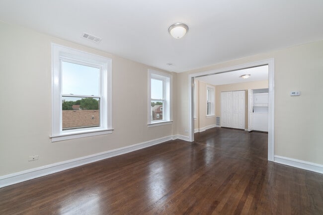 Foto del edificio - 3092 S Lyman St
