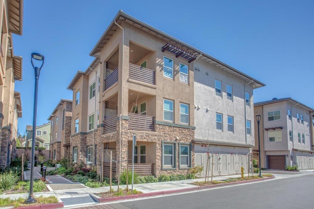 1130 Karby Terrace, Sunnyvale, CA 94089 Condo for Rent in Sunnyvale, CA