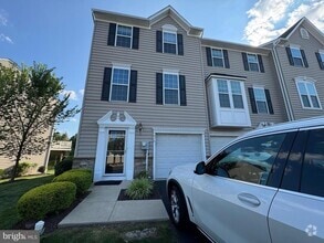Building Photo - 814 Susan Cir